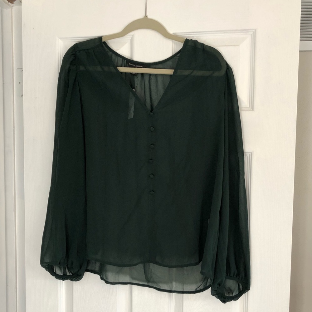 NWT! Banana Republic beautiful green blouse
